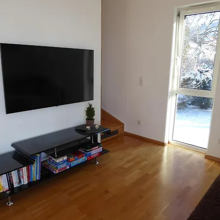 Apartament Maisonette-ferienwohnung In Feldrandlage Bergstrasse Naehe Heidelberg *