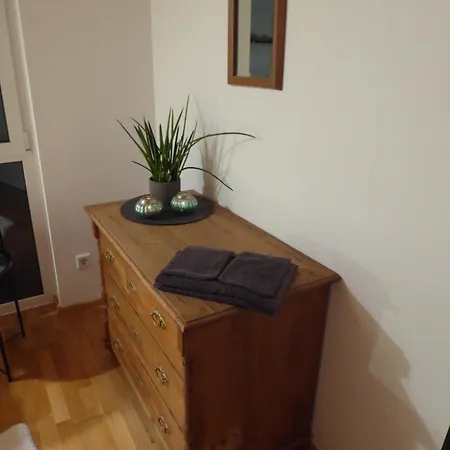 Apartament Maisonette-ferienwohnung In Feldrandlage Bergstrasse Naehe Heidelberg *